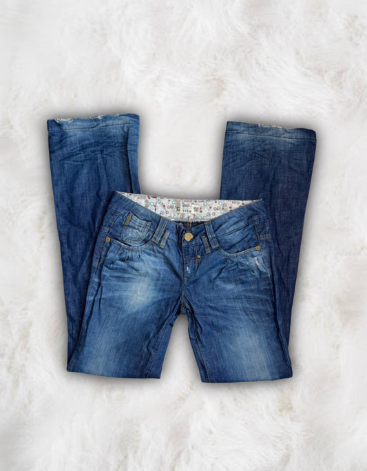 Sicko Nineteen y2k Super Low-Waisted Skater Jeans