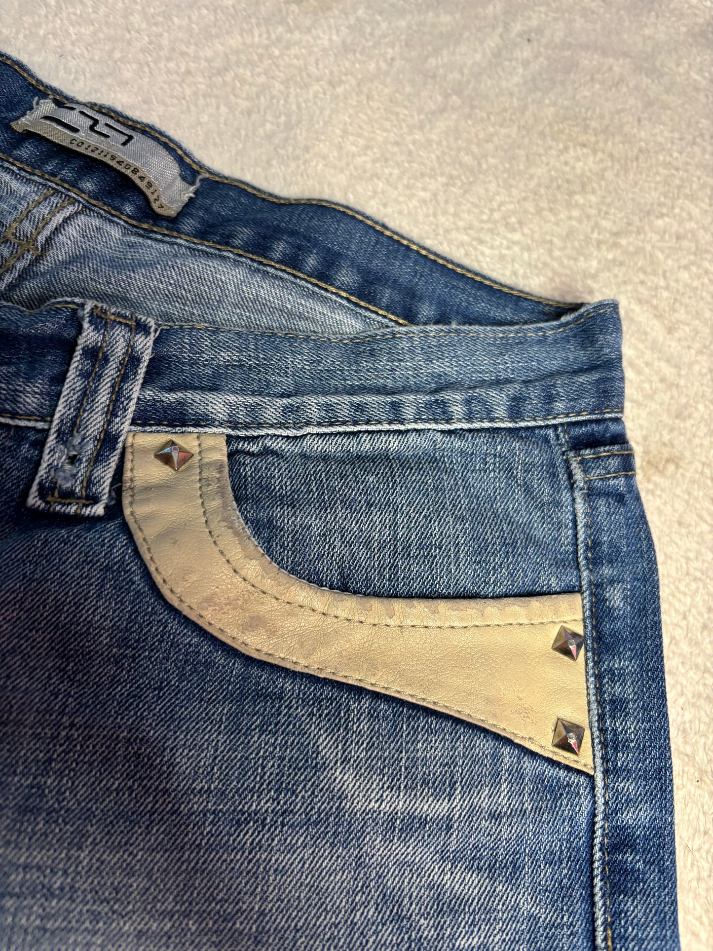 Super Sexy Low-Waisted Micro Shorts